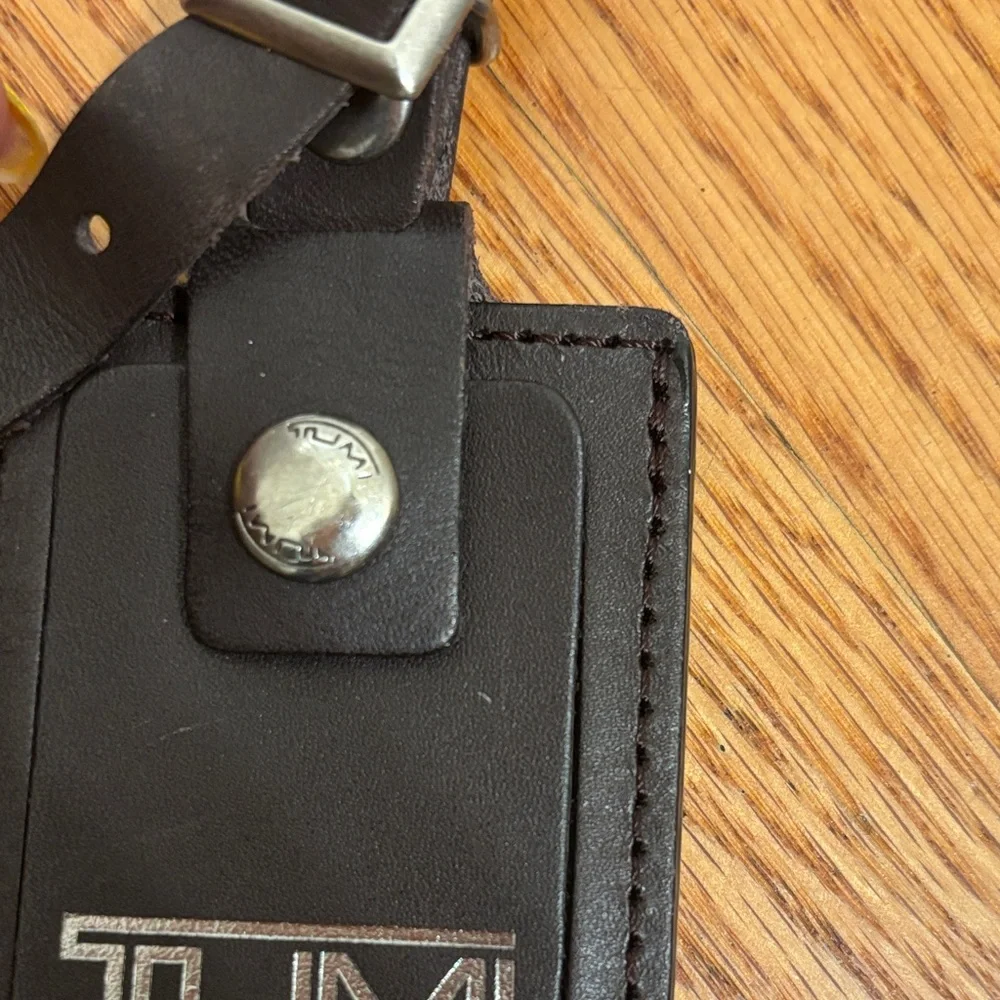 TUMI Black Leather Luggage Tag